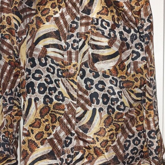 SK Wear Petite multi animal print button down blouse 100% silk  Sz MP NWOT - Picture 2 of 4